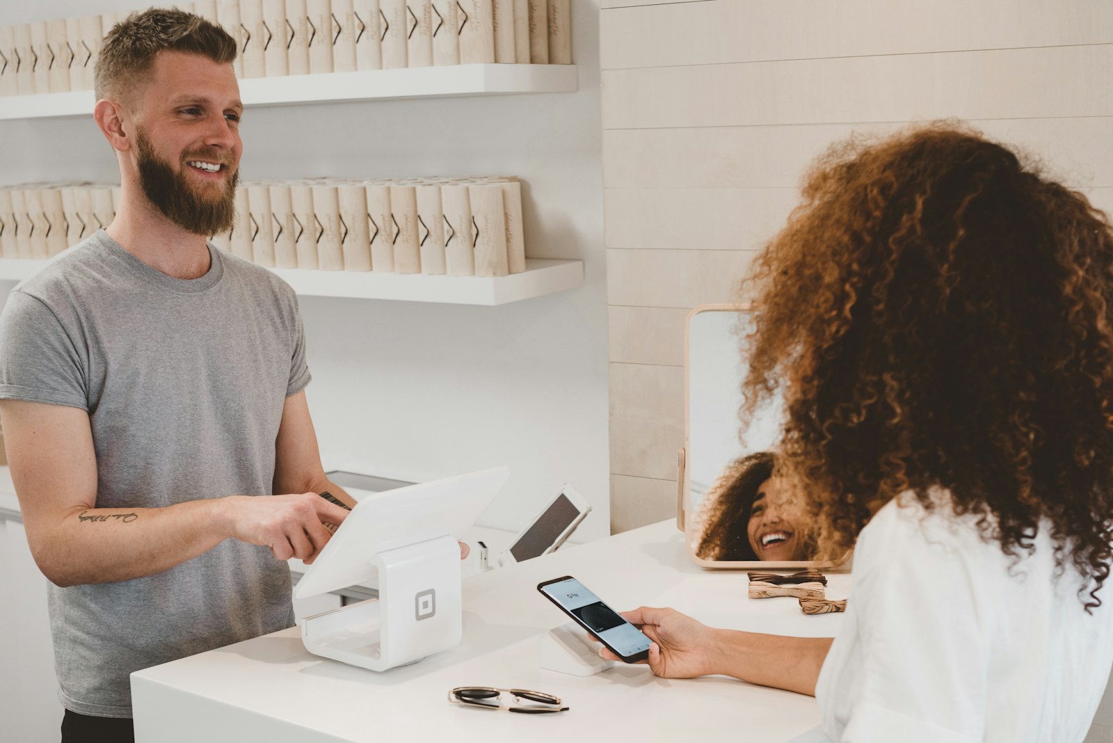Computer retail POS counter